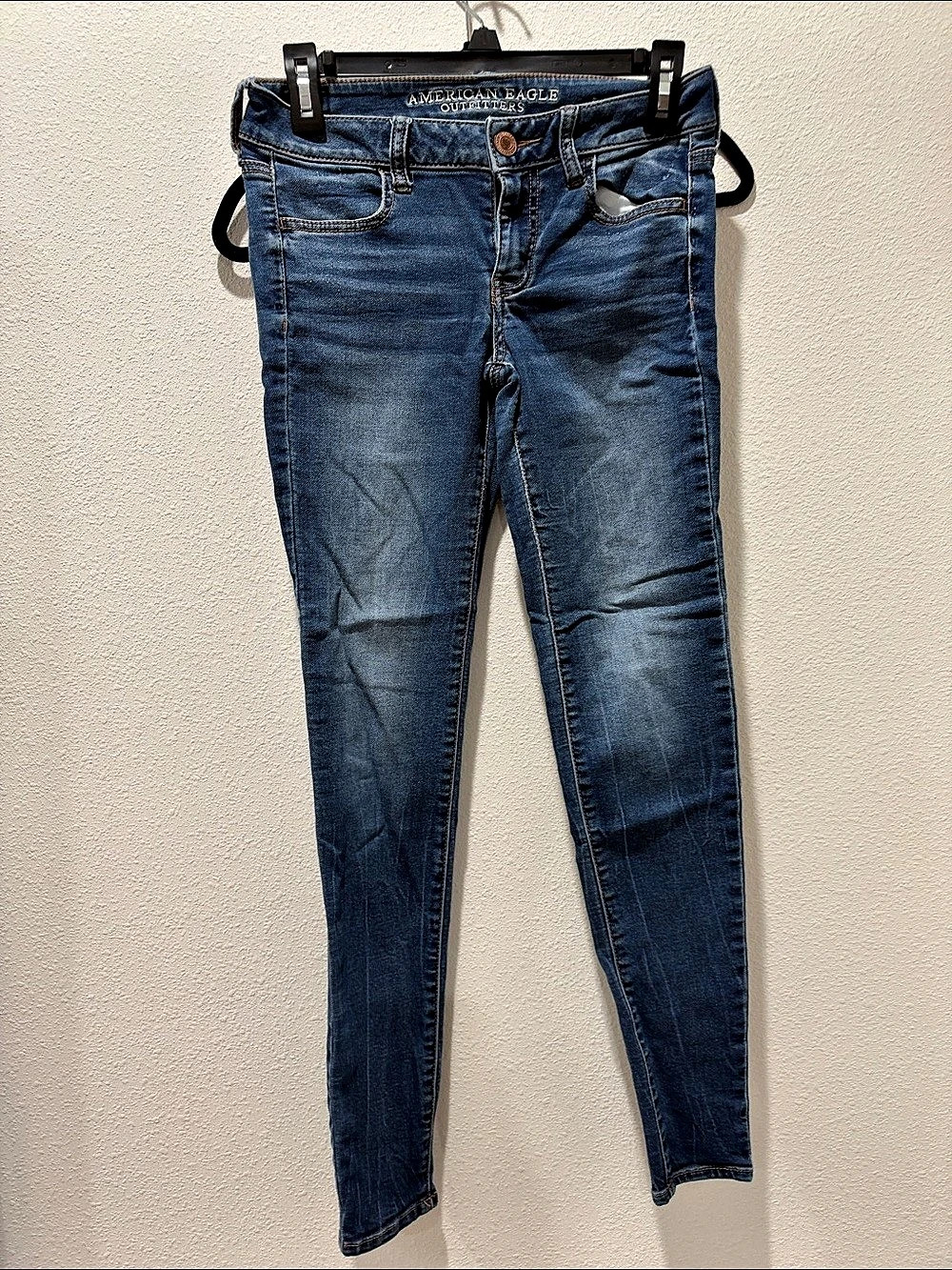 American Eagle Outfitters AE Stretch Skinny Jean Women's Skinny Jeans in Blue